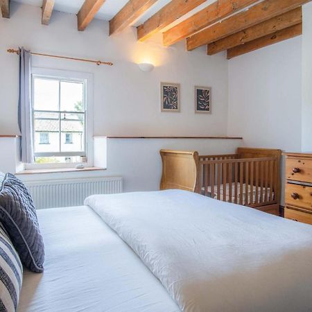 Angle Adventures - 4 Bedroom Cottage - Angle Kültér fotó